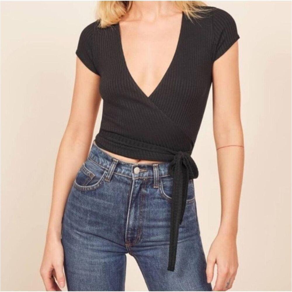 Reformation Tencel Modal Black Short‎ Sleeve Cropped Wrap Top XS Festive Coastal